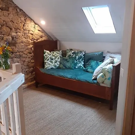 Domaine De La Velle * L'Estrade